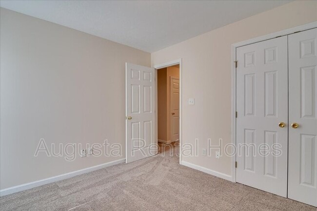 Building Photo - 1904 Long Creek Falls