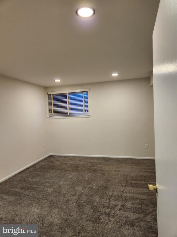 Building Photo - 14630 Bauer Dr