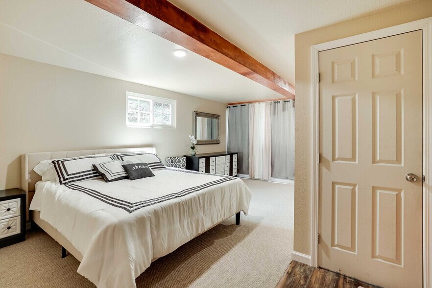 Building Photo - 5055 Old Dublin Rd