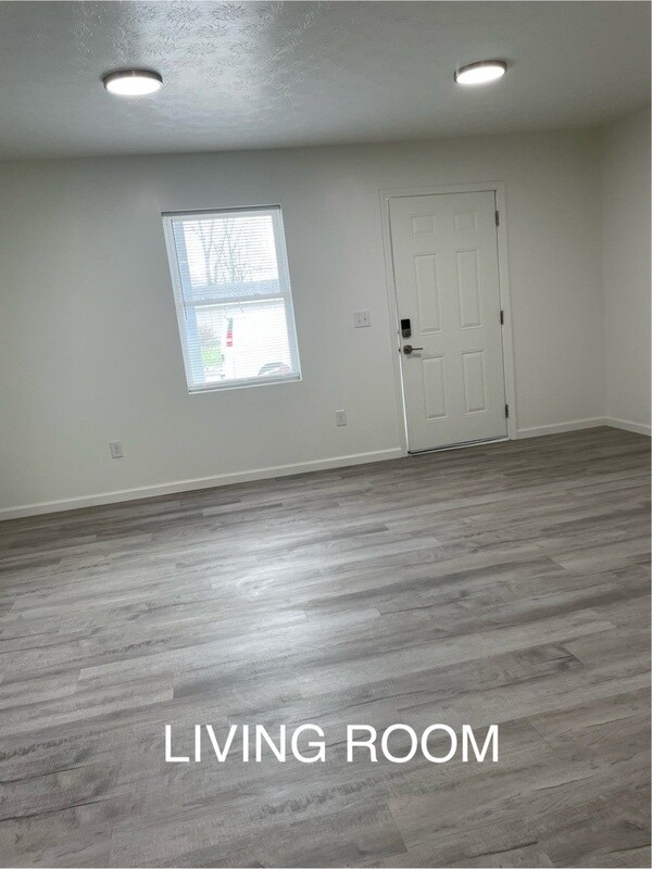 Building Photo - 2505 Delaware St