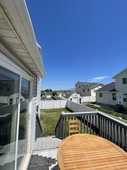 Building Photo - 249 Sunstone Cir