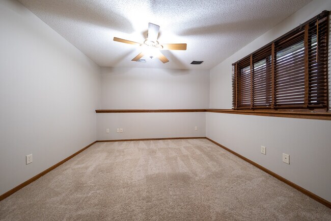 Building Photo - 8414 134th St Ct