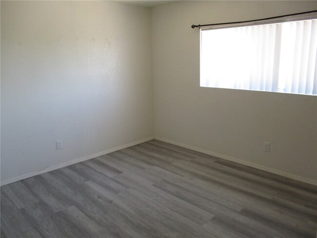 Building Photo - 5090 La Calzada Rd