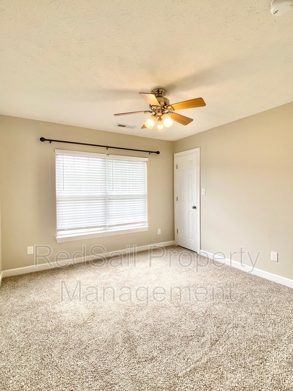 Building Photo - 13326 Harbor Dr