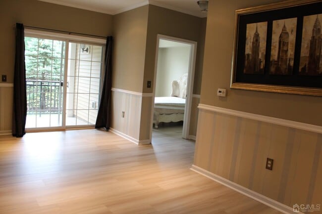 Building Photo - 514 Doral Ct