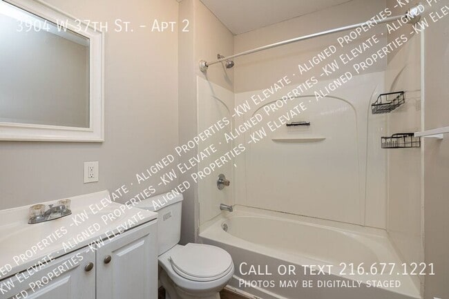 Building Photo - 3904 W 37th St