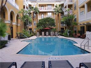 Building Photo - Stunning 2/2 Pool View Condo @ Park North ...