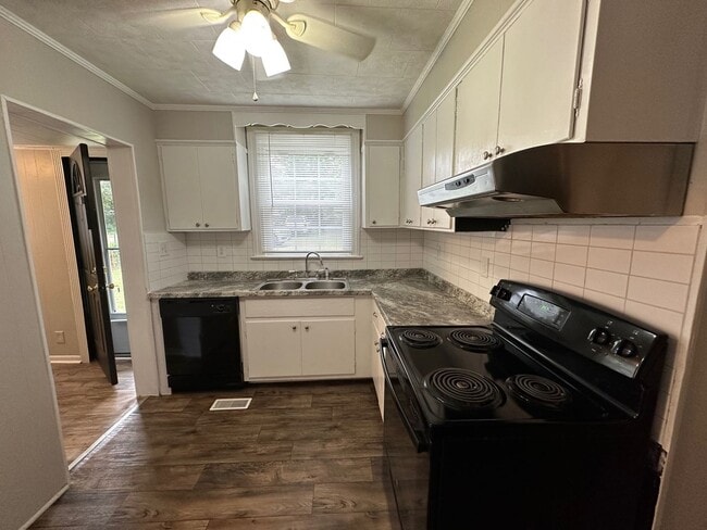 Building Photo - Burlington