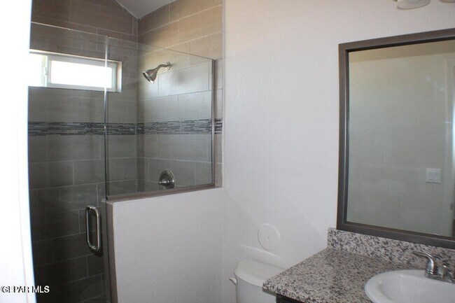 Building Photo - 7425 Norte Mesa Ln