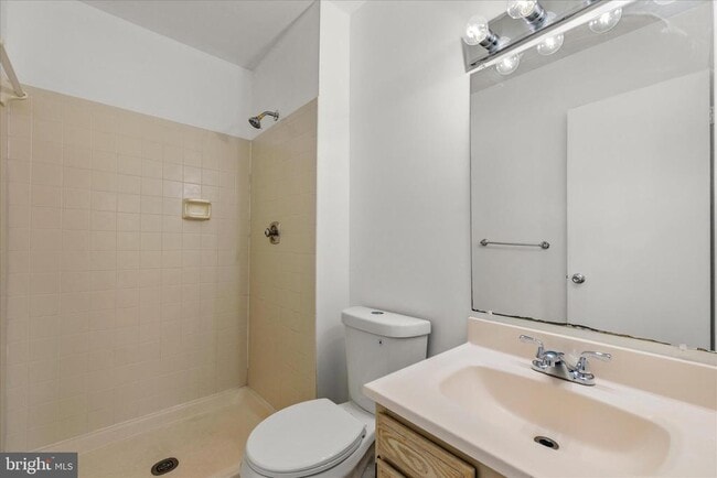 Building Photo - 6911 Cipriano Woods Ct