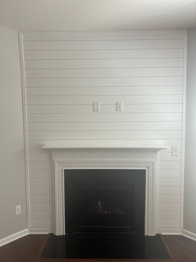 Building Photo - 2679 Southern Trace Dr