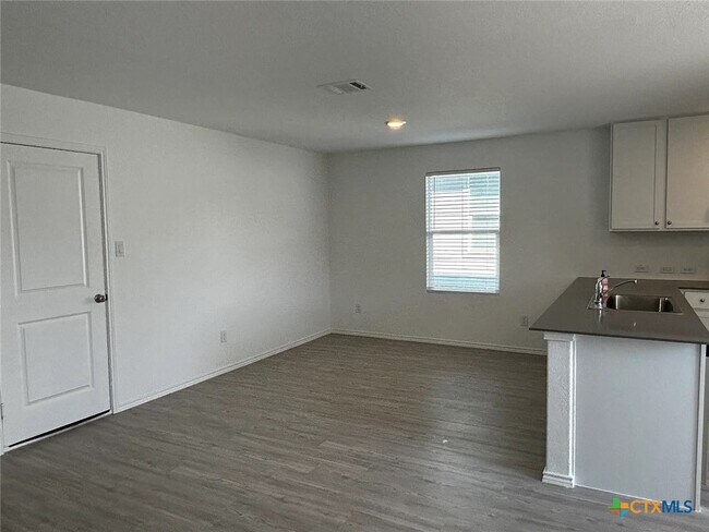 Building Photo - 2436 Hunter Peak