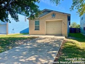 Primary Photo - 6015 Plumbago Pl