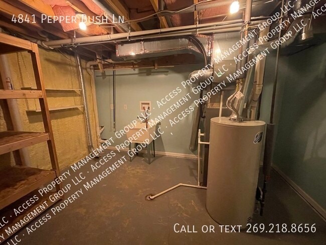 Building Photo - 4841 Pepper Bush Ln