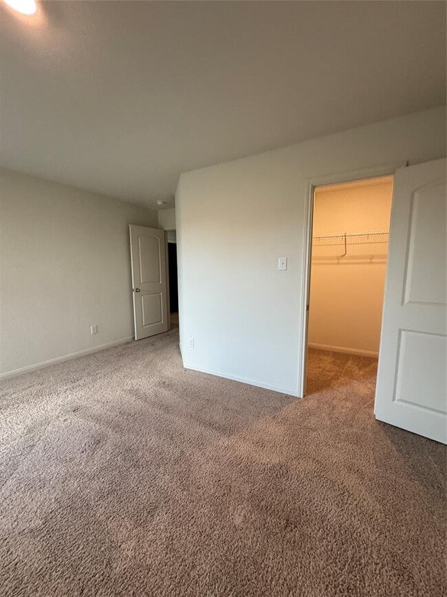 Building Photo - 18641 Quiet Range Dr