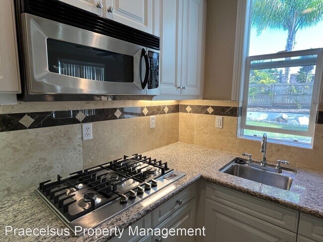 Building Photo - 1 br, 1 bath House - 1033 White Alder