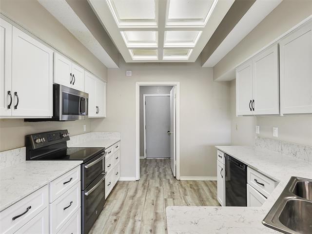 Building Photo - 3109 Devonshire Dr