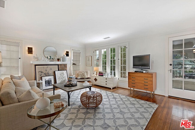 Building Photo - 614 Beachwood Dr