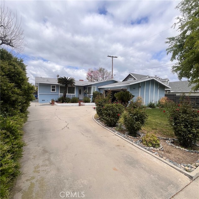 Building Photo - 6629 Melba Ave