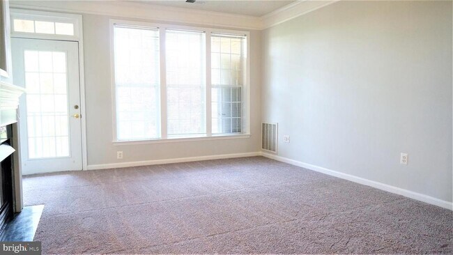 Building Photo - 12195 Abington Hall Pl