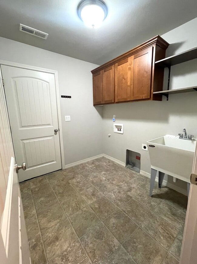 Building Photo - Gorgeous Home in Fountain Hills!