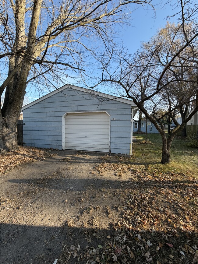 Building Photo - 119 7th Ave NE