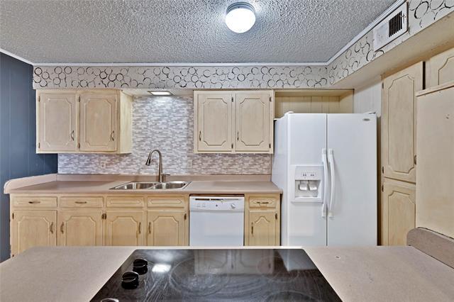 Building Photo - 5426 Winton St