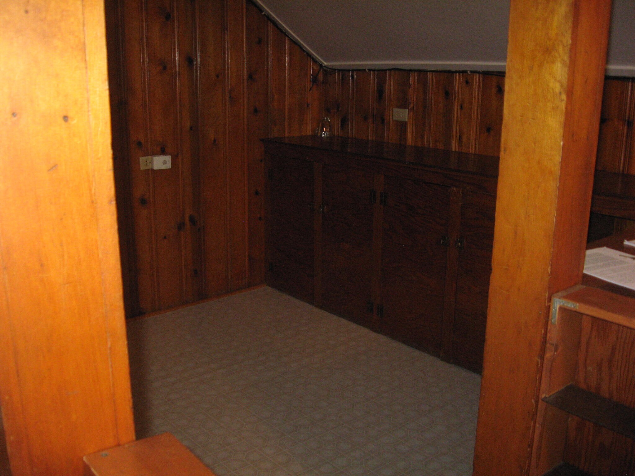 Building Photo - 210 Todd Ave