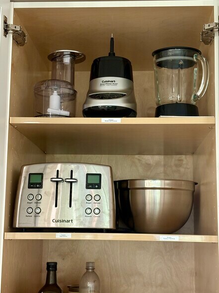 Building Photo - 4440 NE 26th Ave