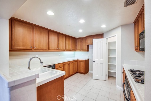 Building Photo - 45 Olivehurst