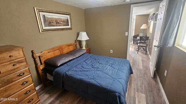 Building Photo - 18436 N 1st St