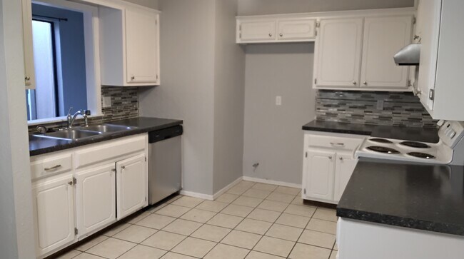 Building Photo - 7110 NW 30th Terrace