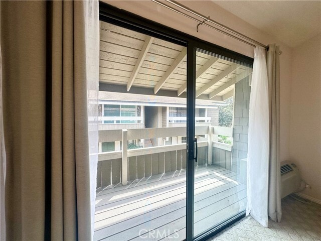 Building Photo - 140 Streamwood