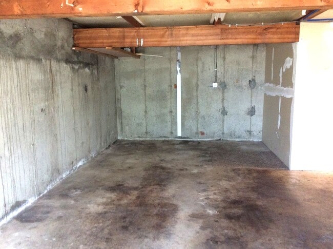 Building Photo - Lovely 3 Bdrm+ -  2 story home in Tacoma! ...