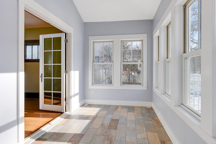 Building Photo - 1395 Englewood Ave