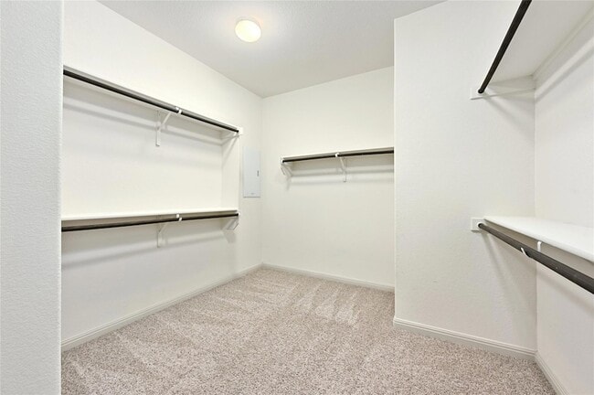 Building Photo - 18412 Calasetta Dr