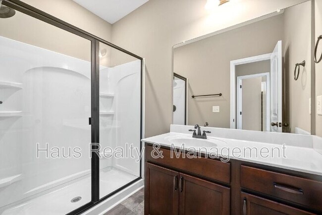 Building Photo - 172 Dundee Dr