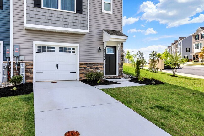 Building Photo - 11301 Carobel Ct