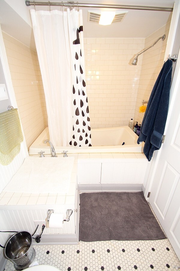 Building Photo - NICELY MAINTAINED 4 BED QUEENE ANNE HOME FOR RENT W GARAGE!