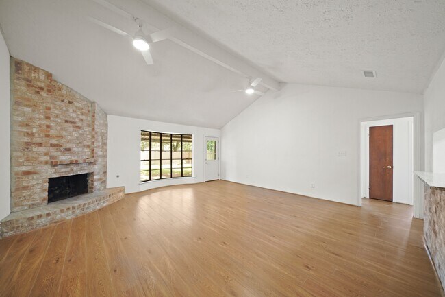 Building Photo - 2531 Anzalone Dr