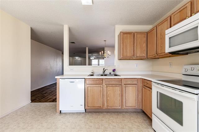 Building Photo - 1007 Chilton Dr