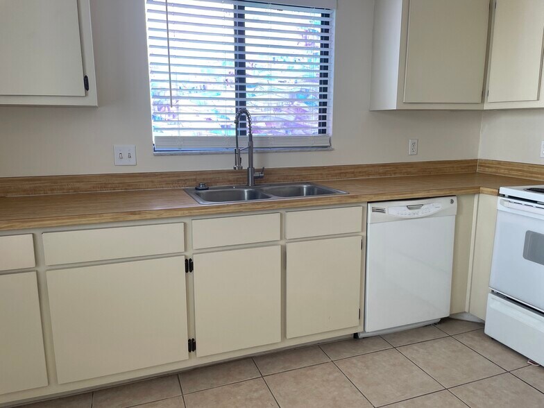 Building Photo - 7723 Tamara Lee Ct