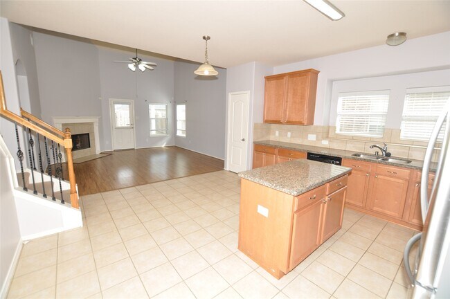 Building Photo - 21603 Kings Bend Dr