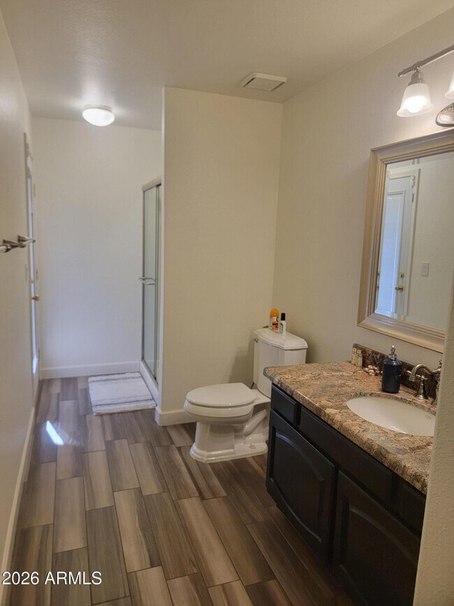 Building Photo - 1729 E Brookwood Ct