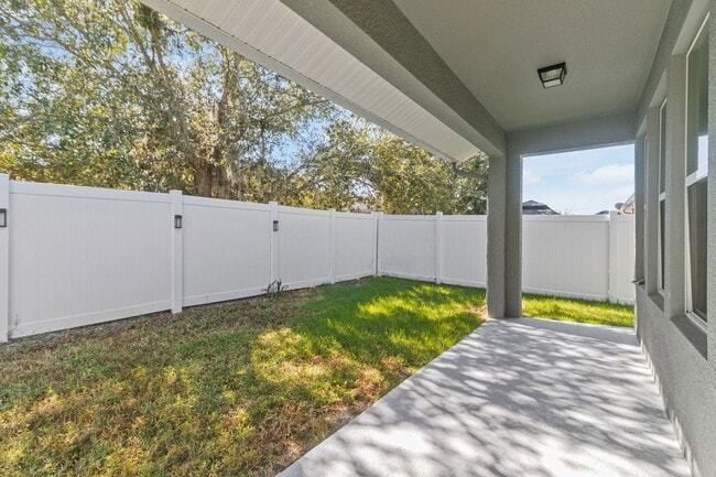 Building Photo - 32628 Harmony Oaks Dr