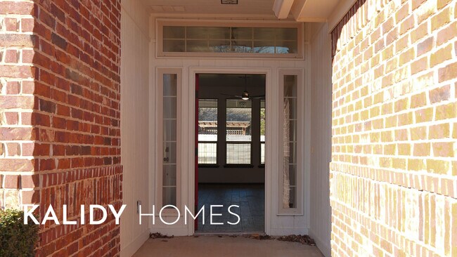 Building Photo - 13049 SW 5th St