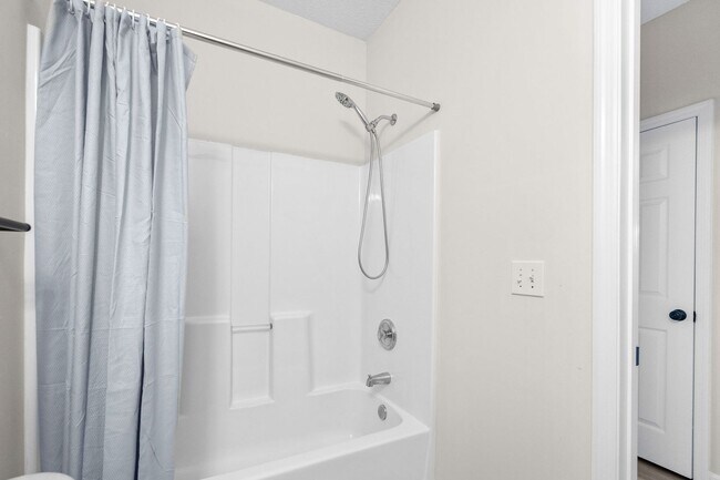 Building Photo - 5801 Oyster Catcher Dr