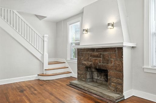 Building Photo - 3229 Beacon Hill Ave