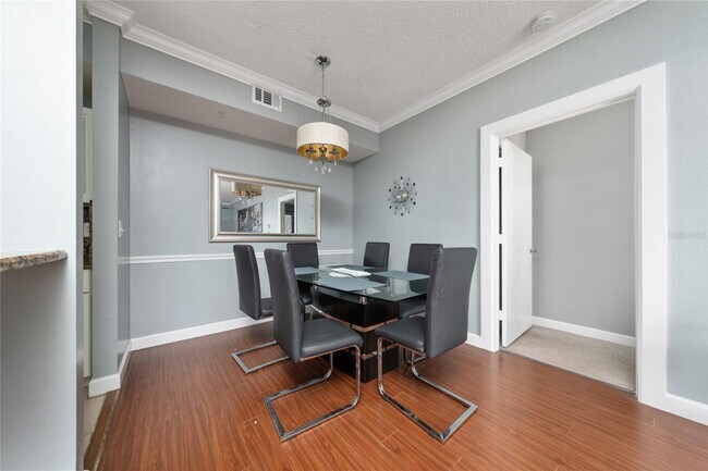 Building Photo - 5548 Metrowest Blvd