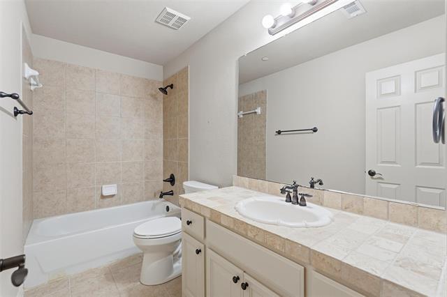 Building Photo - 5404 Balmoral Dr